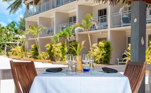 مطعم, Moana Sands Beachfront Hotel in Titikaveka