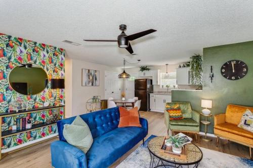 Upgraded Midcentury 3 BDR Home Downtown Pensacola