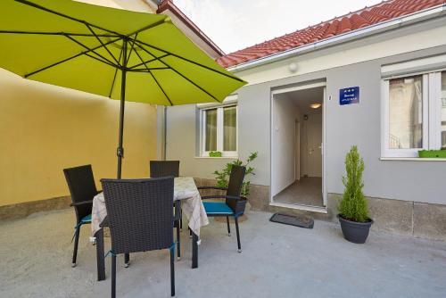 House Dvor, Seget Vranjica (fotografie 8)