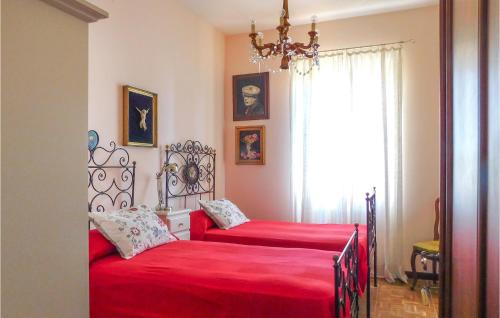 Gorgeous Home In Mogliano With Wifi