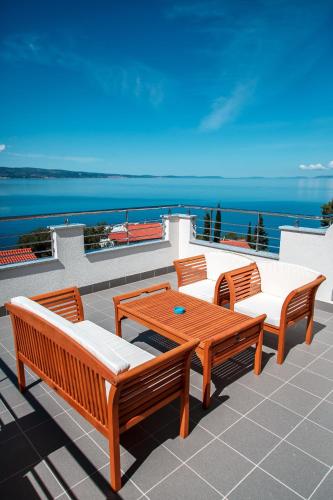 Nemira Sunny Apartments - image 5