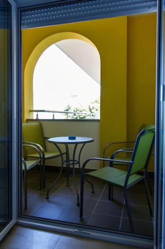 Nemira Sunny Apartments - image 2