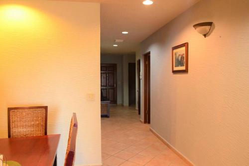 Condo Unit 131! Stay with us !!! in French Cay