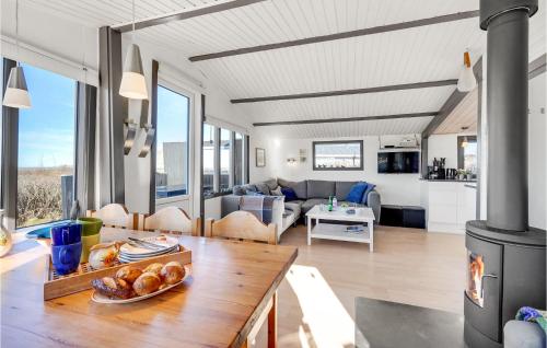  Pet Friendly Home In Løgstør With Wifi in Løgstør