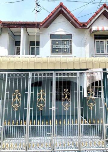 Peaceful Townhouse near BKK