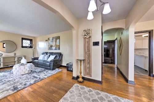 St Louis Vacation Rental 4 Mi to Airport! in Woodson Terrace, USA