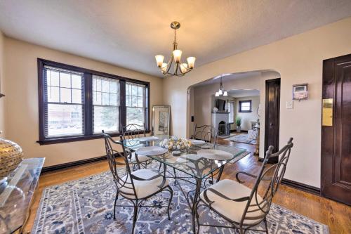 St Louis Vacation Rental 4 Mi to Airport! in Woodson Terrace, USA