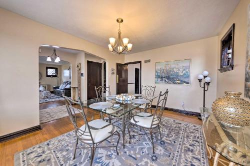 St Louis Vacation Rental 4 Mi to Airport! in Woodson Terrace, USA