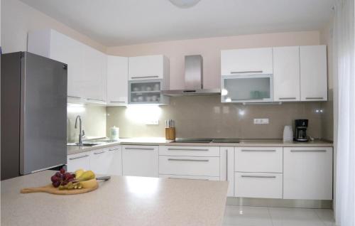 Awesome Home In Radosic With Kitchen