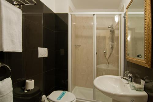 Hotel Regina Giovanna, Рим (фото 4)