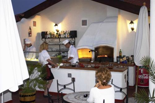 Hotel Parnasse - image 3