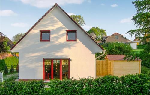 Nice Home In Wohlenberg With Kitchen