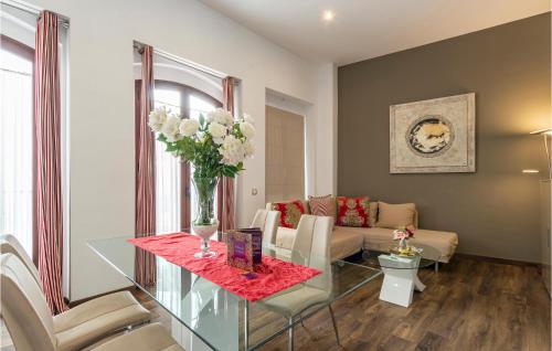 Cozy Apartment In Sevilla With Kitchen, Seville (photo 4)