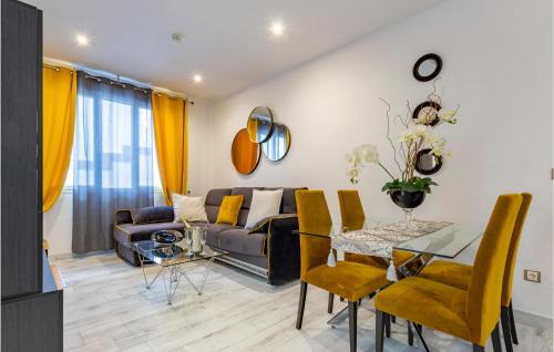 Lovely Apartment In Sevilla With Wifi, Seville (photo 4)
