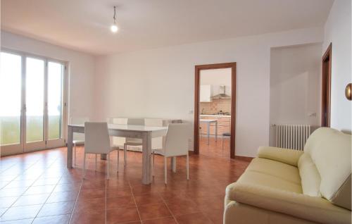  Cozy Apartment In Piraino With House Sea View in Piraino