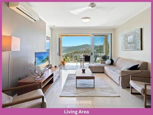 52 Airlie Beach Beauty at The Summit