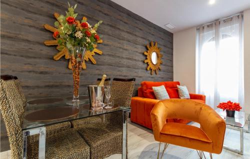 1 Bedroom Stunning Apartment In Sevilla, Seville (photo 8)