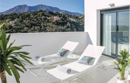 Lovely Apartment In Estepona With House A Mountain View