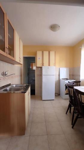 Apartment in nature, Bijela (photo 7)