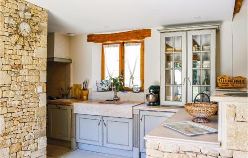 Beautiful Home In La Cassagne With Kitchen