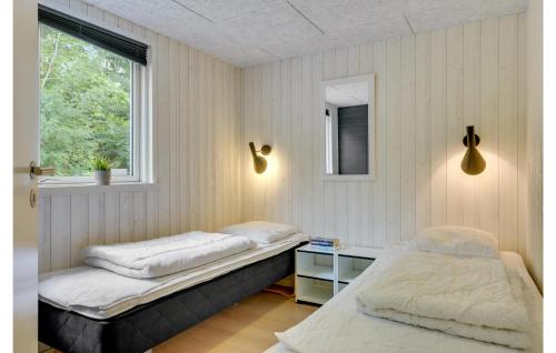 8 Bedroom Lovely Home In Frederiksvrk
