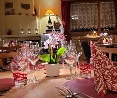  Rêves Gourmands, Hôtellerie & Gastronomie in Vernayaz