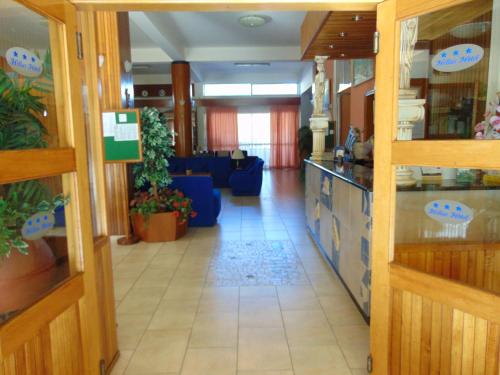 Hellas Hotel - image 9