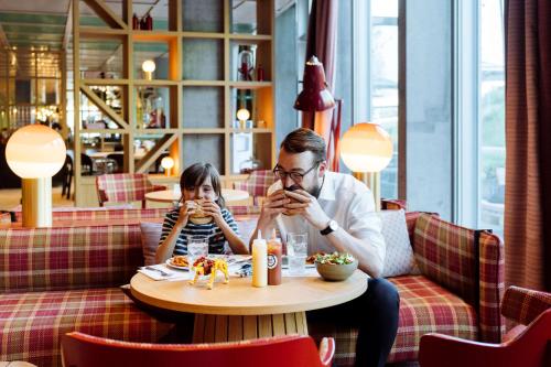 Restaurant, Hyatt Place Zurich Airport the Circle in Zürich