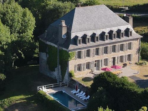 Belle et confortable demeure du XVII ème siècle gîte à louer Tiaulade