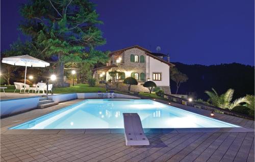 Awesome Home In Camaiore lu With Wifi, Private Swimming Pool And Outdoor Swimming Pool