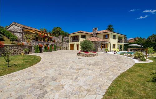 Nice Home In Mucici With Kitchen