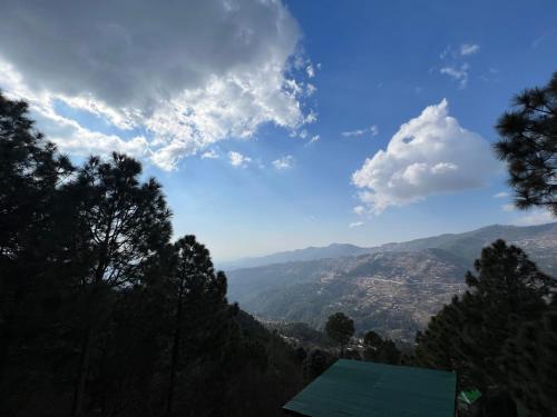 Cloud Nine Murree Hut1 - image 7