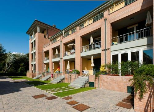 Continental Resort - image 6