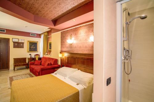 Aurelius Art Gallery Hotel - image 5