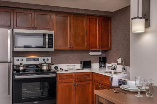Residence Inn by Marriott Norfolk Airport - image 11