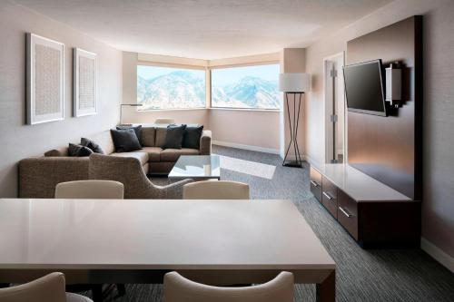 Provo Marriott Hotel & Conference Center - image 6