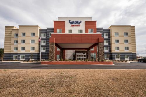 . Fairfield Inn & Suites by Marriott Meridian