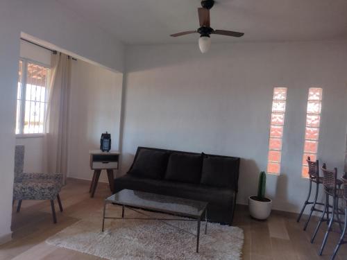 Casa com piscina com linda vista panorâmica (Casa com piscina com linda vista panoramica) in Gesylândia