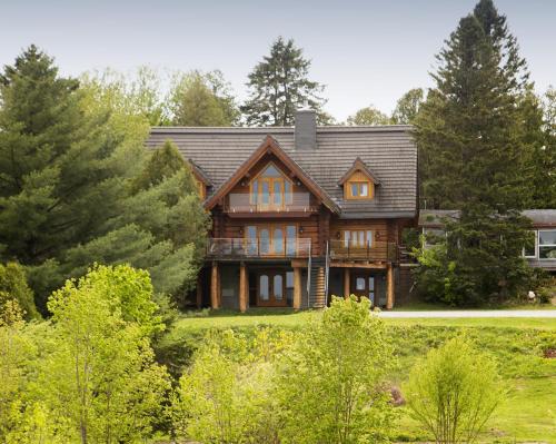 . Hébergement "La Maison en Bois Rond"