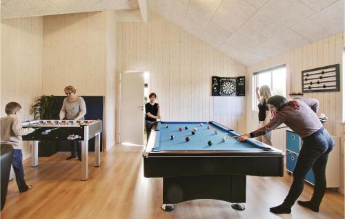 Awesome Home In Glesborg With Sauna