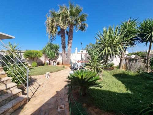 Villetta Maristella 1 a due passi dal mare gîte à louer Capilungo