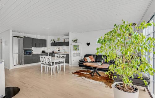 3 Bedroom Amazing Home In Kirke Hyllinge