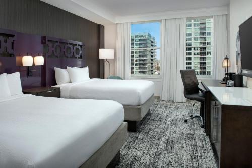 Courtyard by Marriott San Diego Downtown - image 12