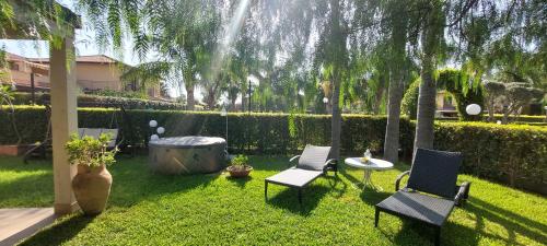  Villa Achillea - villetta con jacuzzi privata e piscina condominiale in Mascali