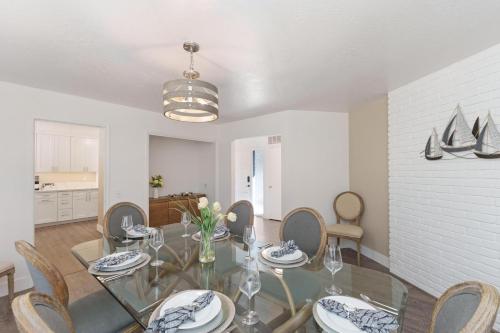 3880 Casa Azul home in Oceanfront