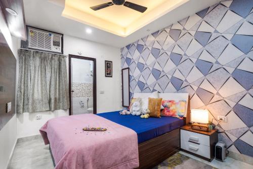 Homlee Divya Apt Vaishali 3 bhk with kitchen & Parking