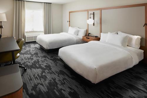 Fairfield Inn & Suites by Marriott Stony Creek - image 13
