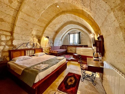 Harkasos Cave Hotel - image 2