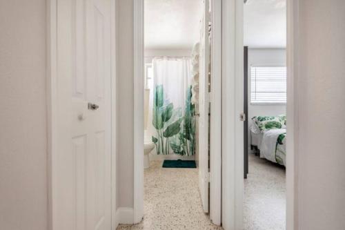 Sleeps 8, Havana Nights in Miami in Miami, USA