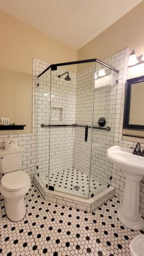 La Pensione Inn - Adult Exclusive